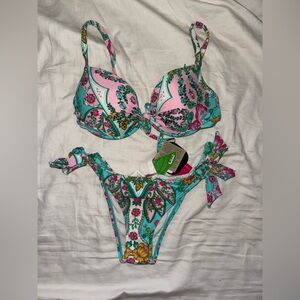 NWT !! ✨⭐️Floral Pink and Green Bikini Set